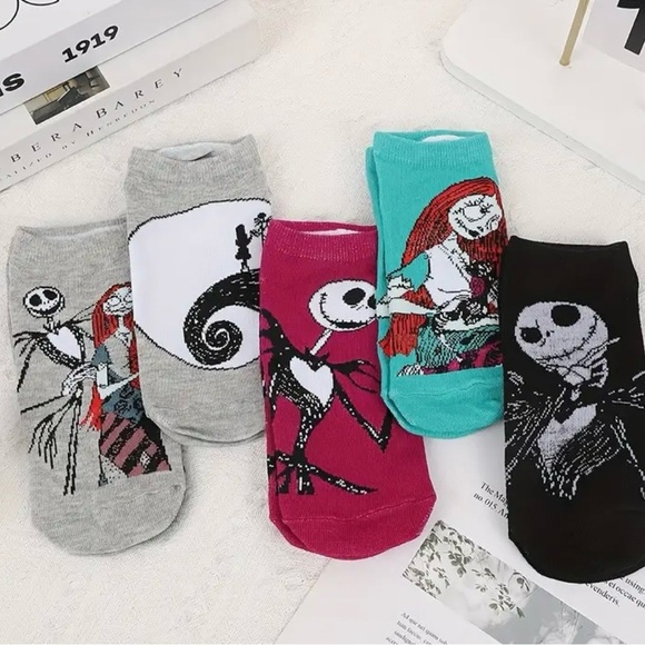Disney Nightmare Before Christmas 5 Pack Women’s Socks NIP - Picture 1 of 3